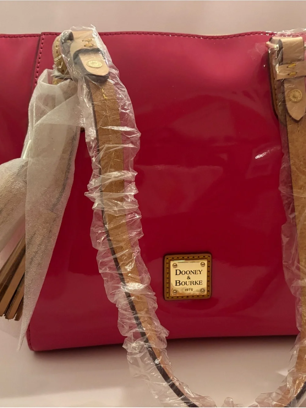 NWT Dooney & Bourke Fuchsia Patent Leather Maxine Tote Bag Pristine Wrapped - Picture 2 of 14